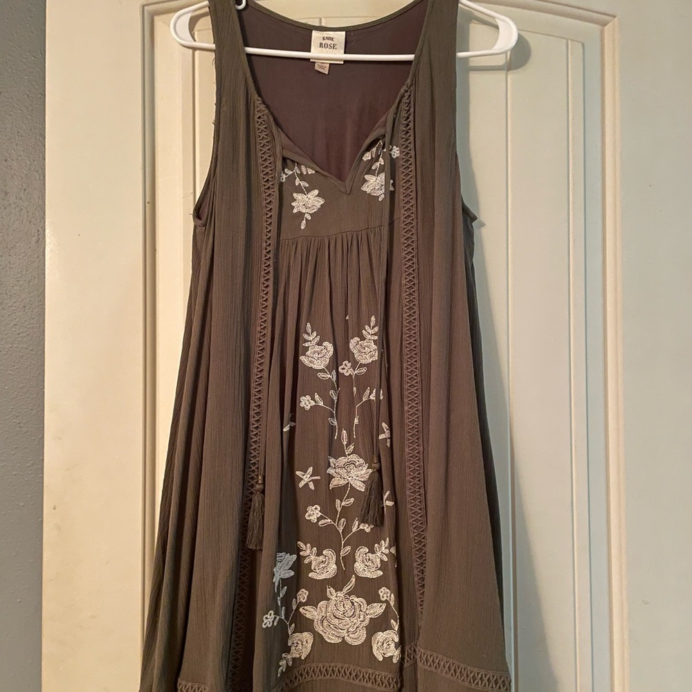 Knox Rose dress.